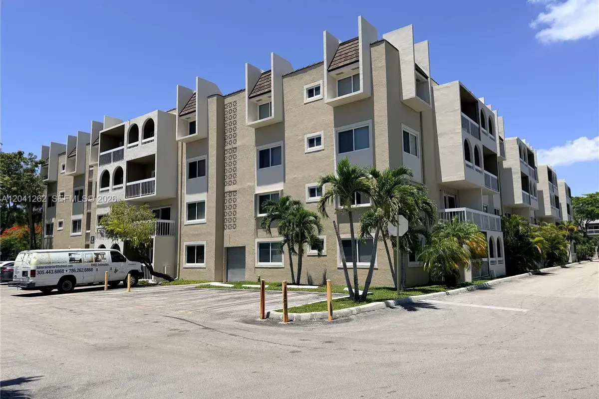 7730 Camino Real # F113, Miami FL 33143