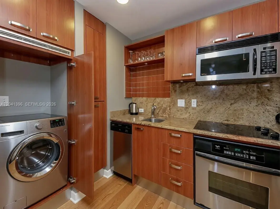 1395 Brickell Ave # 0, Miami FL 33131