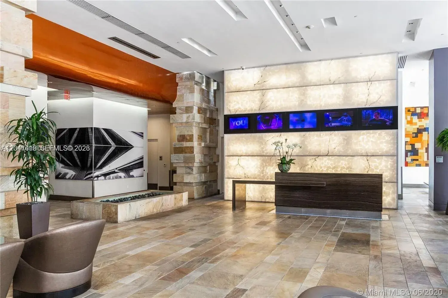 1 bedroom 1 bath Residential Lease for rent at 500 Brickell Ave # 3706, Miami FL 33131