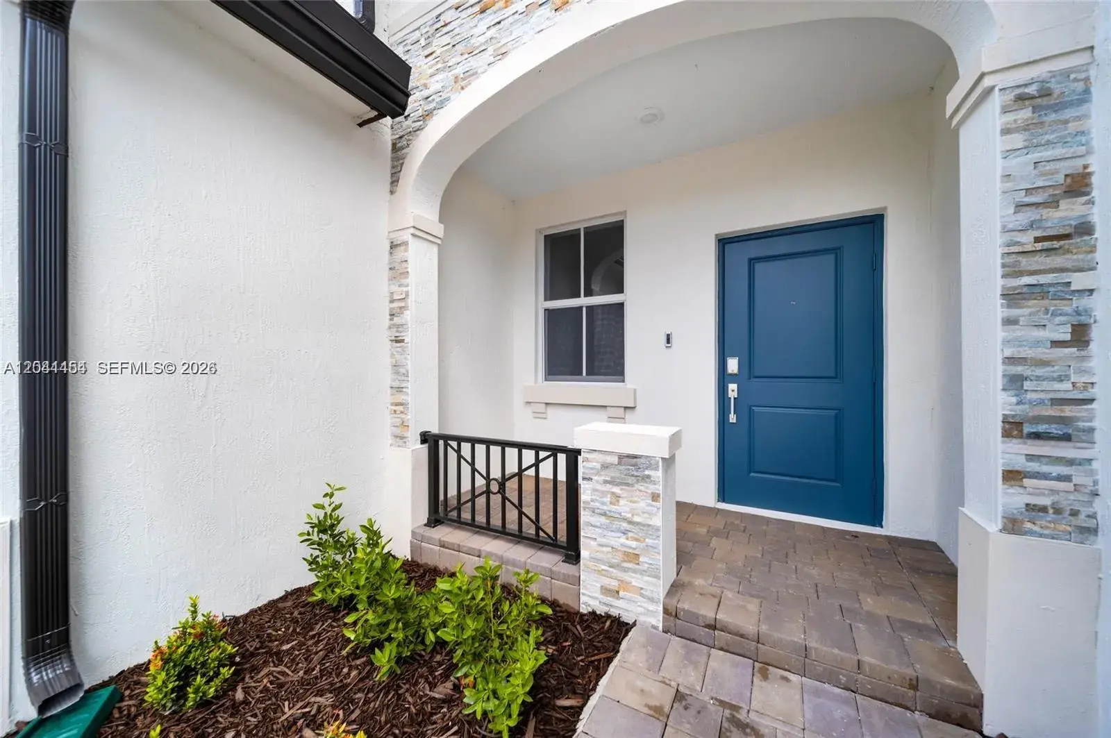 12620 NW 23rd Pl, Miami FL 33167