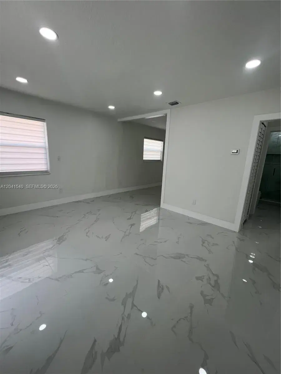 1245 Vermont St, Opa-Locka FL 33054