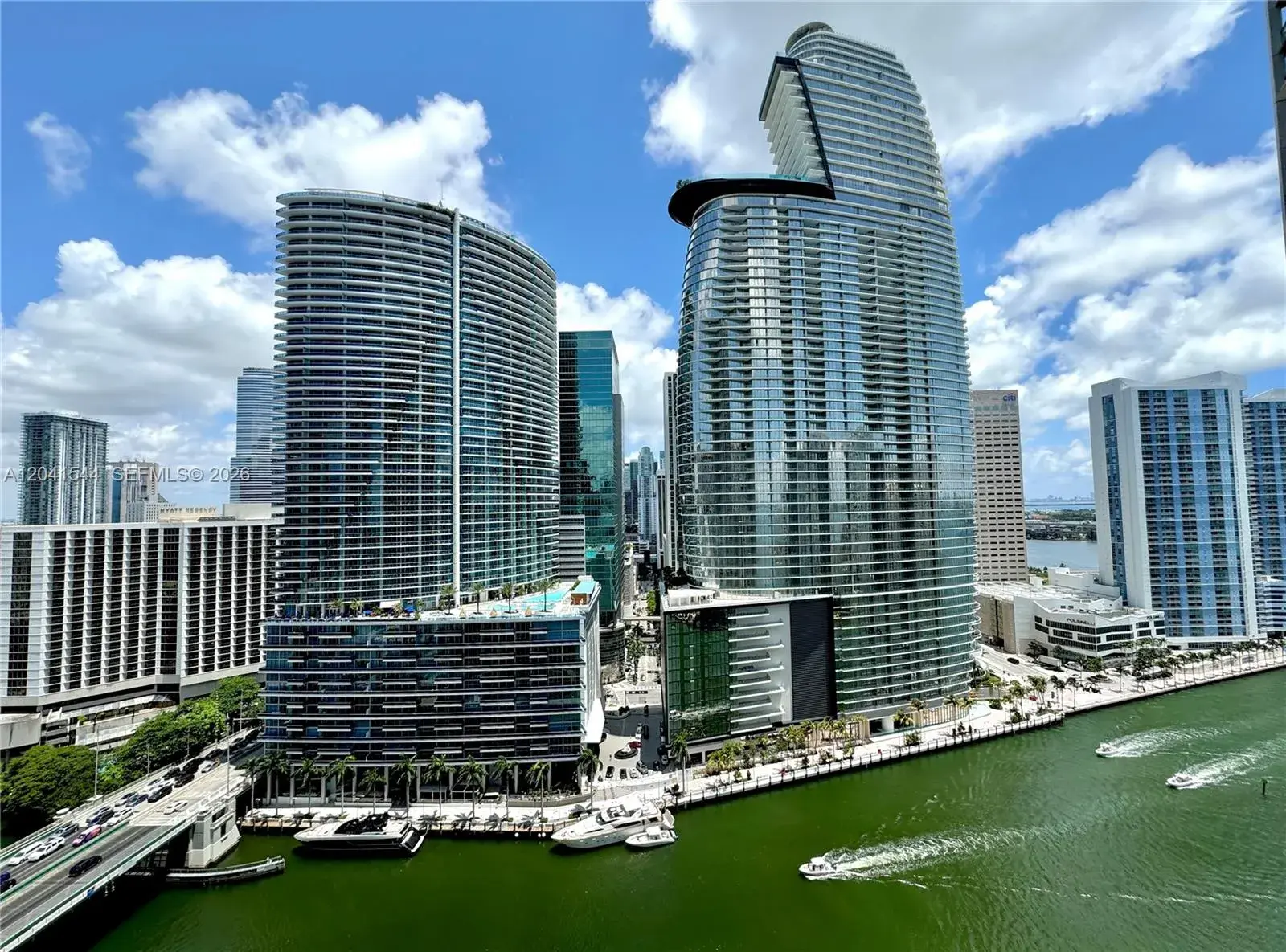475 Brickell Ave # 2512, Miami FL 33131
