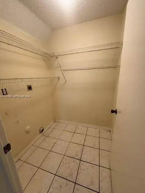 3690 SW 153rd Pl, Miami FL 33185