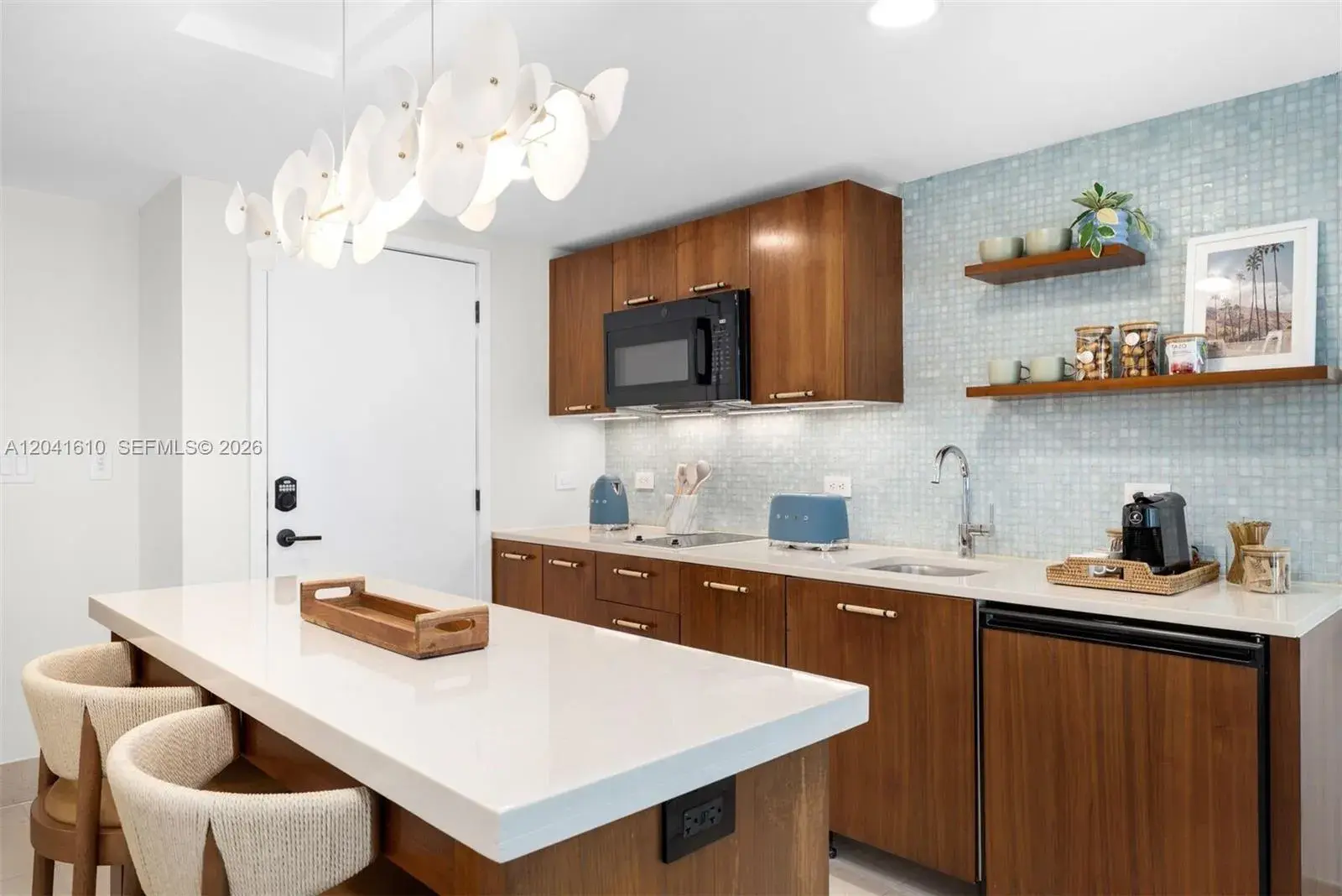 6801 Collins Ave # 606, Miami Beach FL 33141