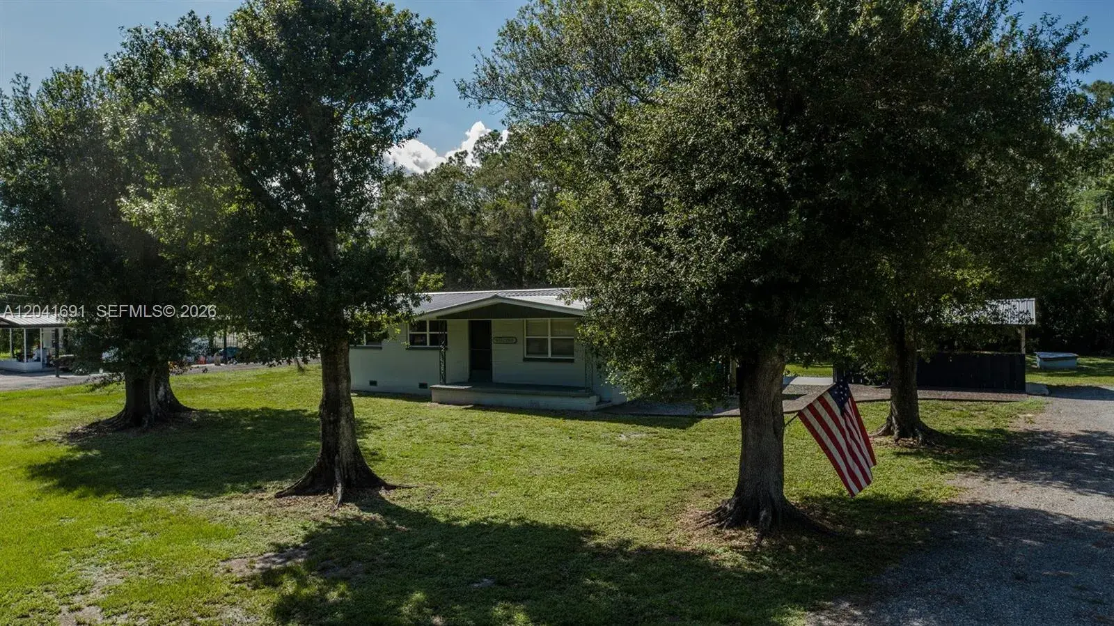 3 bedroom 2 bath Residential for sale at 1270 Nobles Rd, La Belle FL 33935