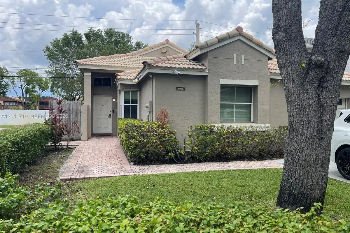 11491 SW 72nd Ter, Miami FL 33173