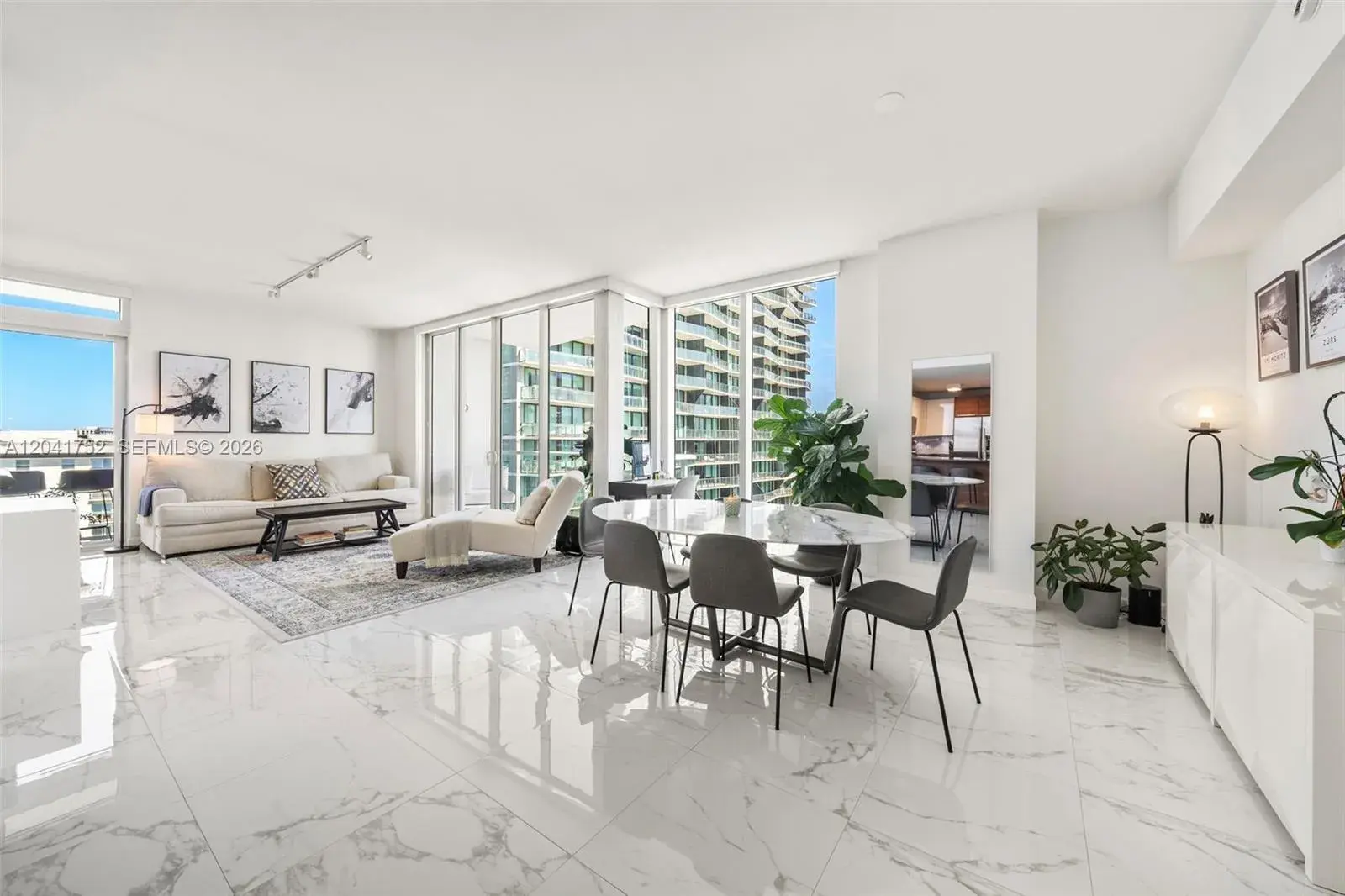 2 bedroom 2 bath Residential for sale at 601 NE 27th St # 1001, Miami FL 33137