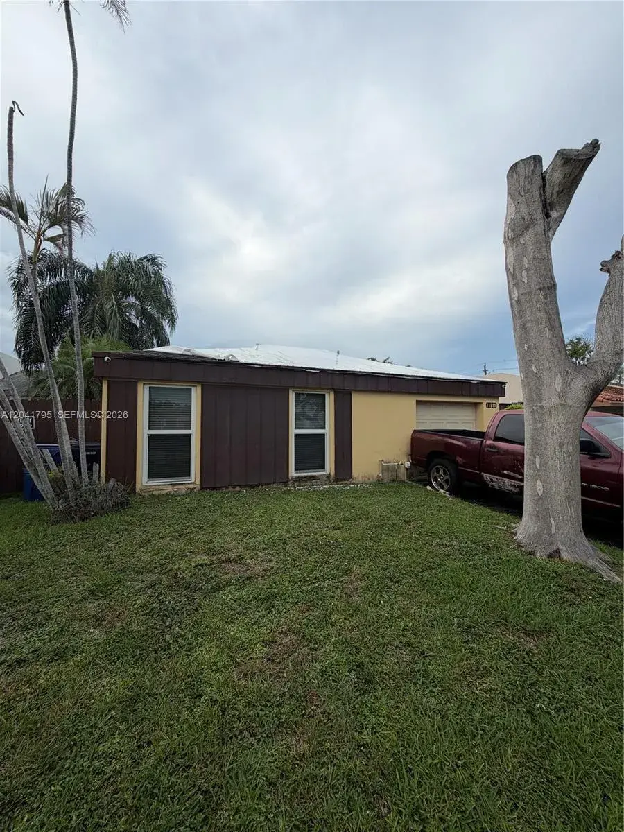 11511 SW 83rd Ter, Miami FL 33173