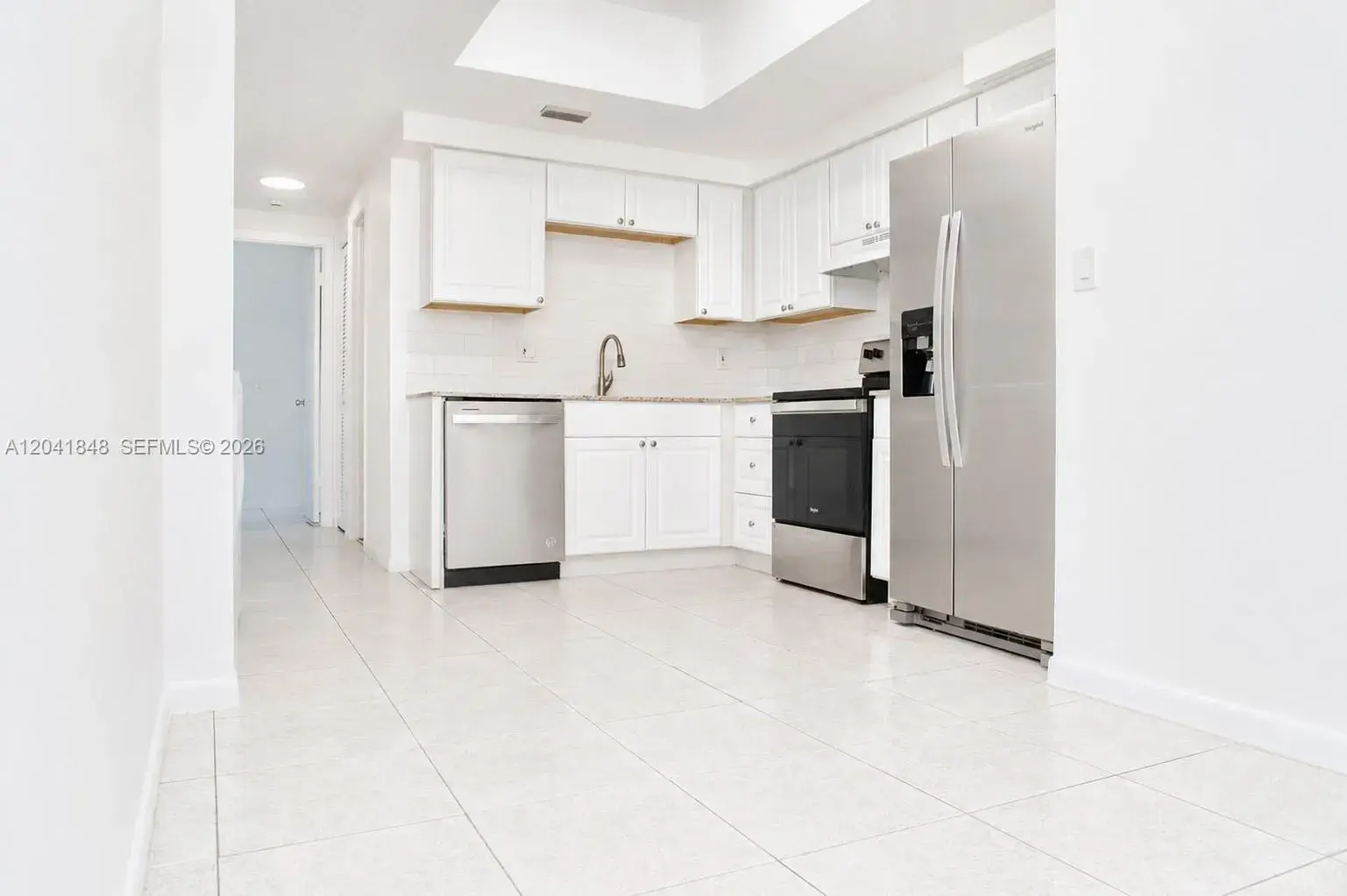 411 SE 10th St # 1, Hallandale Beach FL 33009