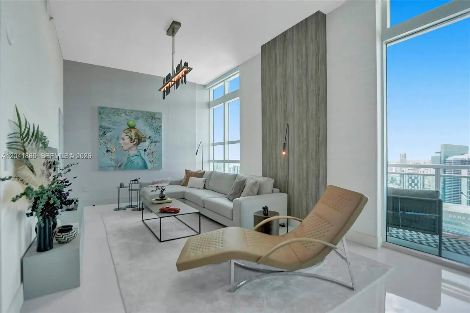 950 Brickell Bay Dr # 5608, Miami FL 33131