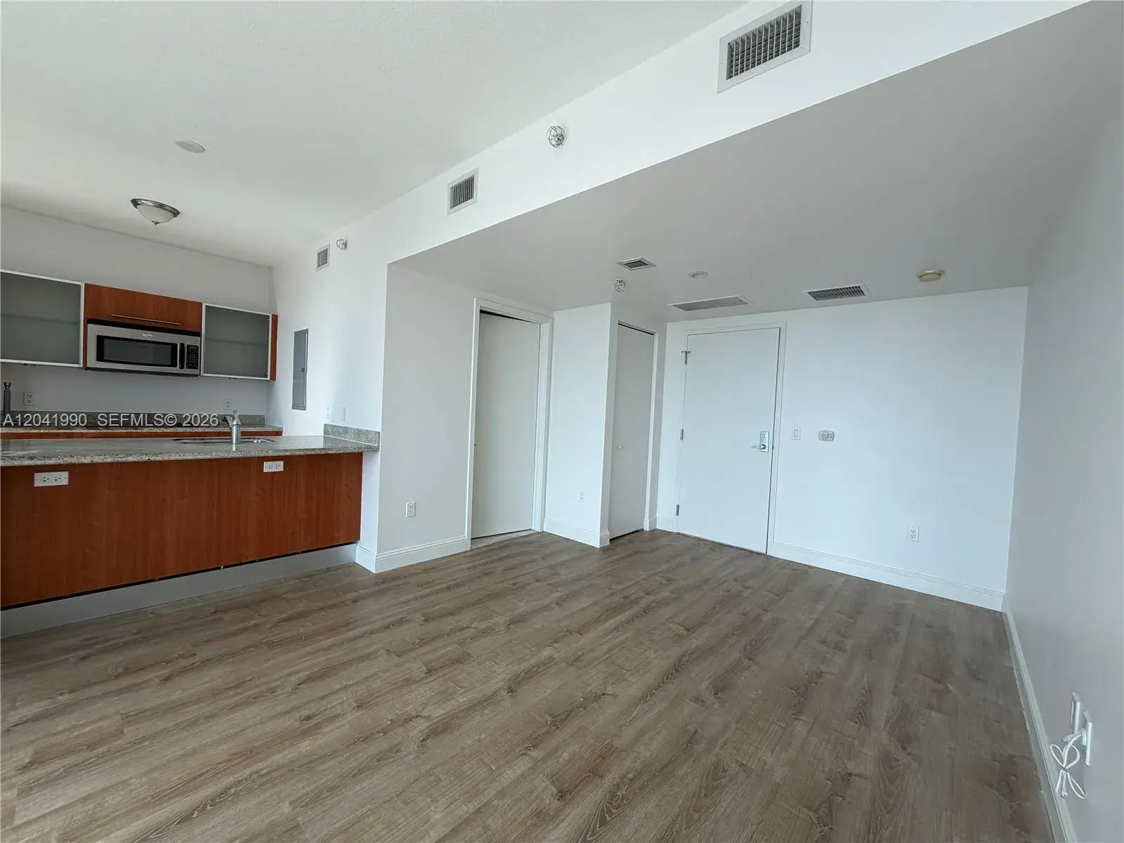 185 SW 7th St # 3200, Miami FL 33130