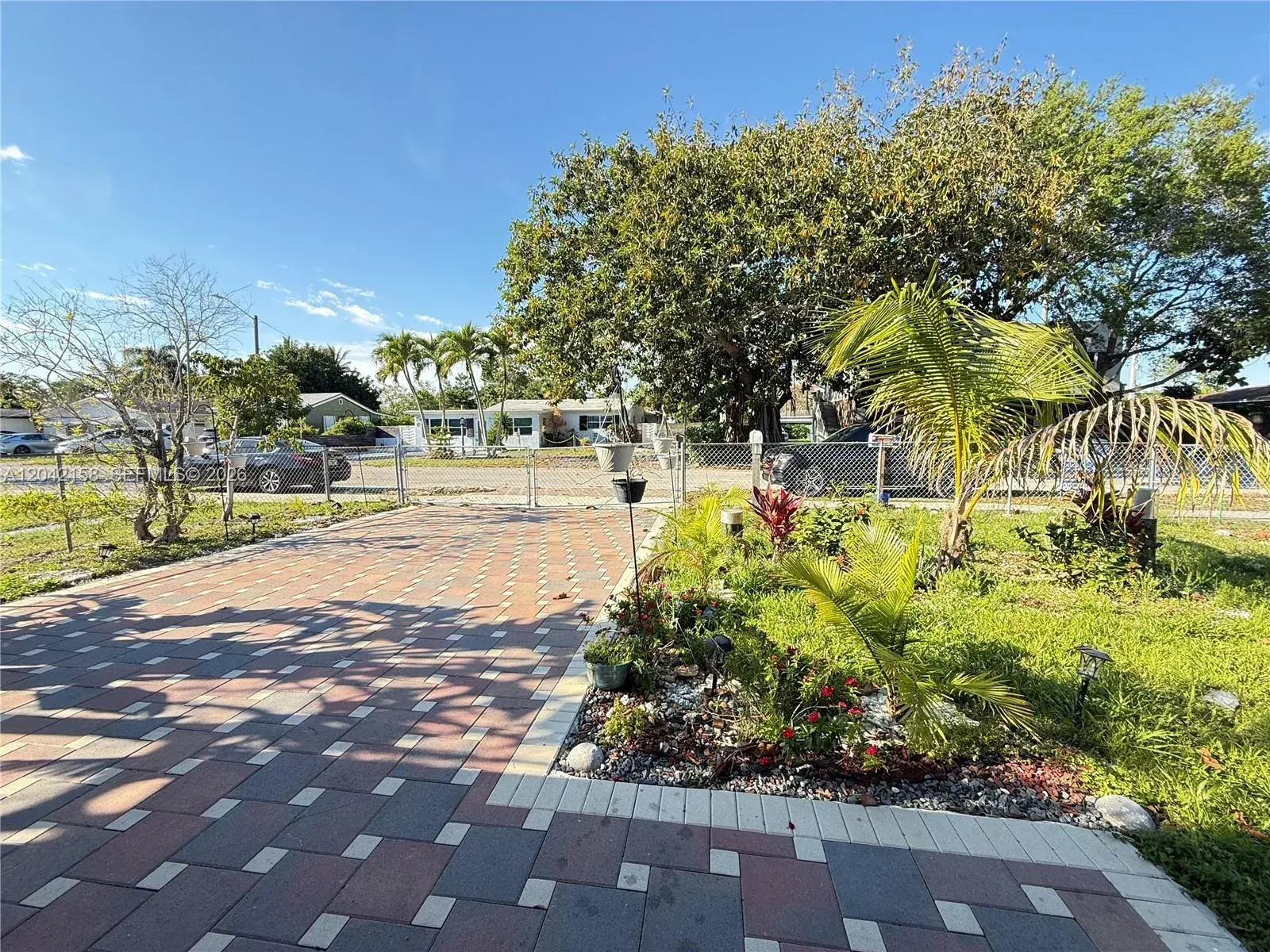 2210 Roosevelt St, Hollywood FL 33020
