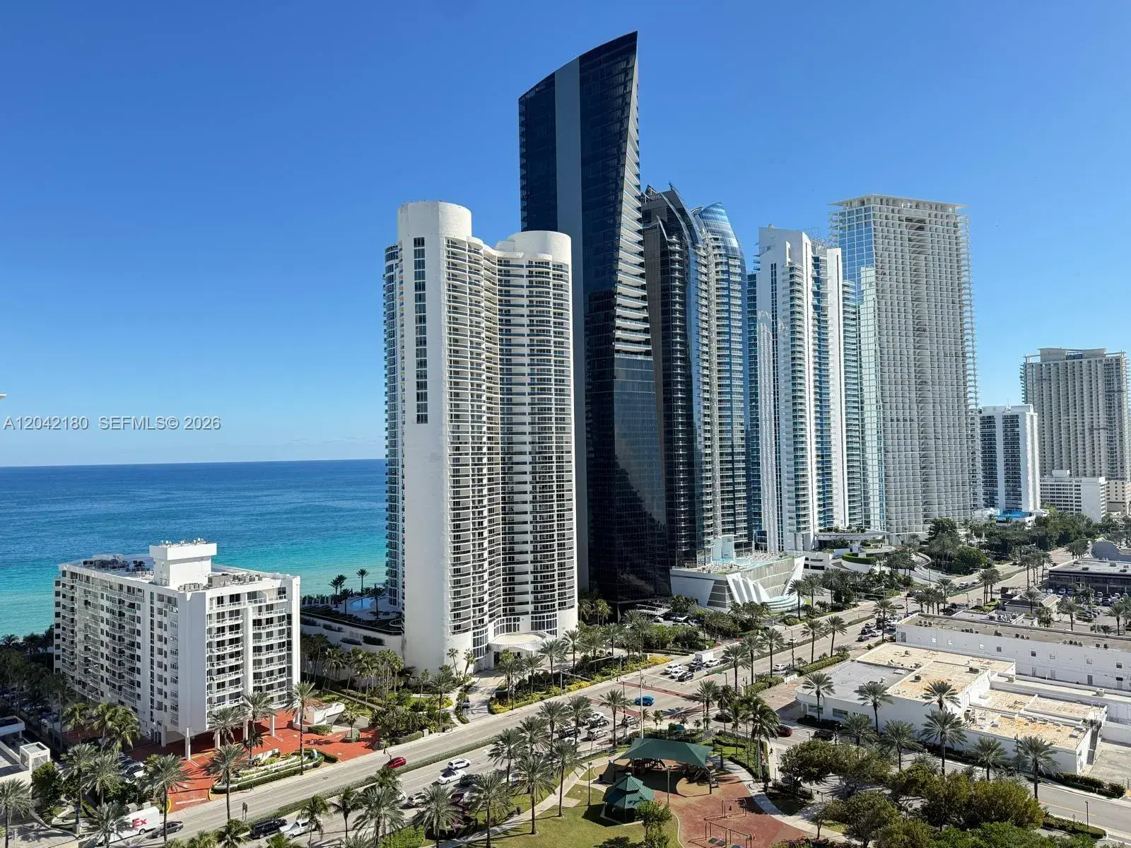 2 bedroom 2 bath for rent at 210 174th St # 2406, Sunny Isles Beach FL 33160