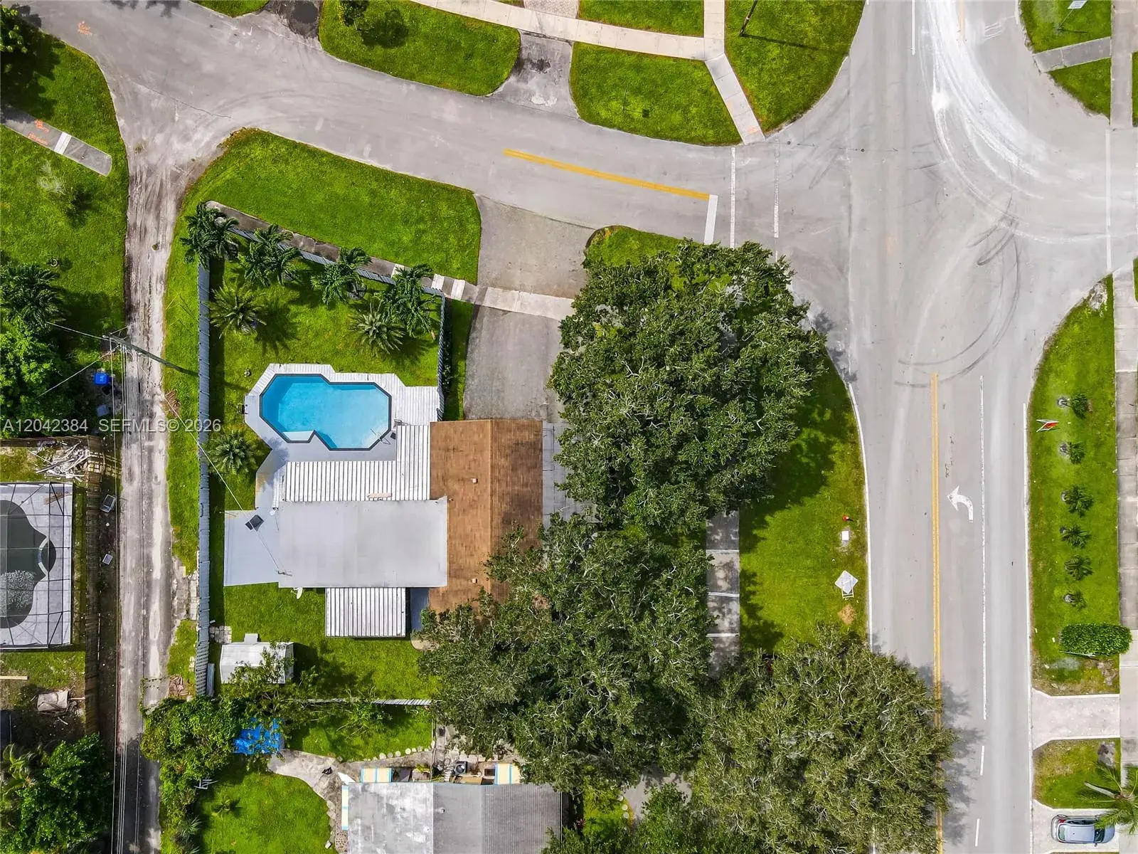 3338 Taft St, Hollywood FL 33021