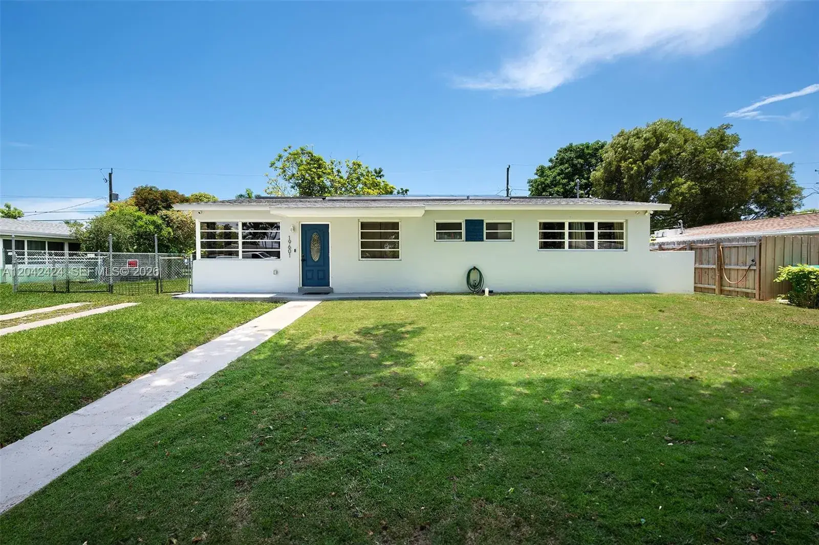 19601 Belview Dr, Cutler Bay FL 33157