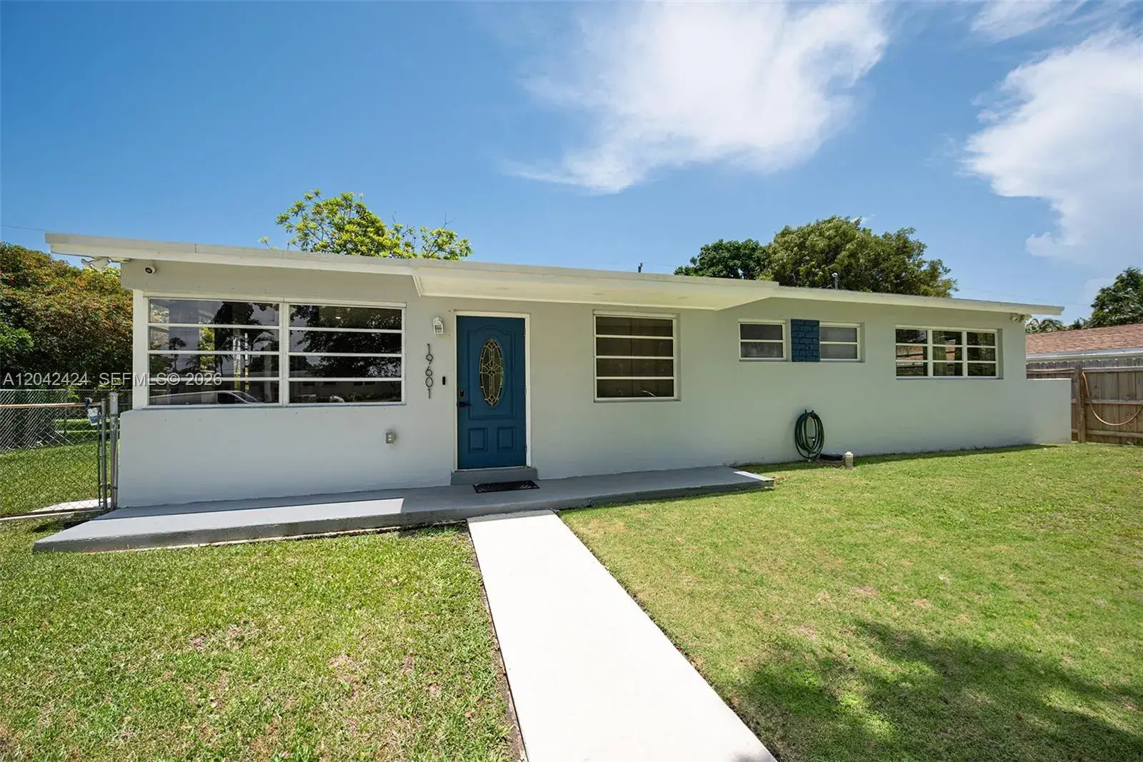 19601 Belview Dr, Cutler Bay FL 33157