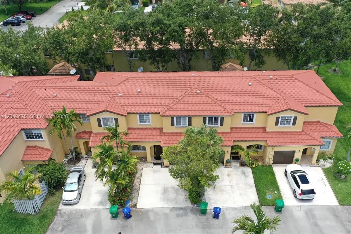 2123 SW 101st Ln, Miramar FL 33025