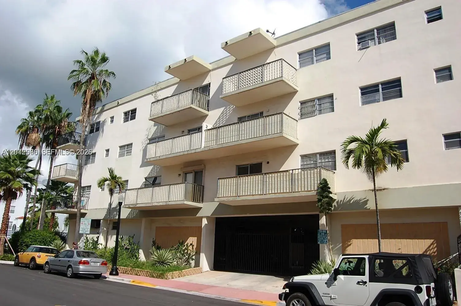 1 bedroom 1 bath Residential for sale at 701 Euclid Ave # 403, Miami Beach FL 33139