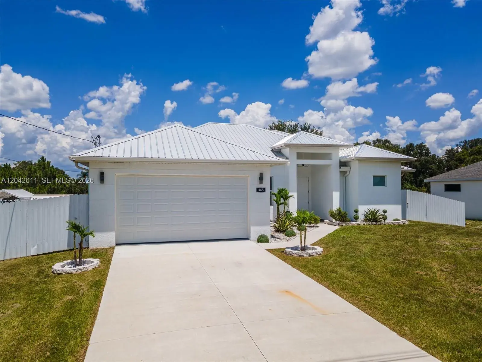 365 Ranier Ave, Lehigh Acres FL 33974