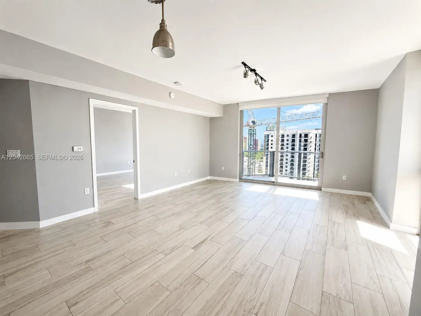 1010 SW 2nd Ave # 1809, Miami FL 33130