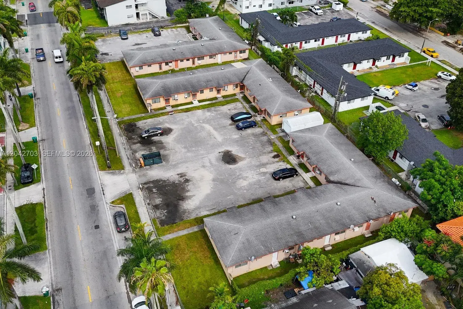 1915 NW 28th St, Miami FL 33142