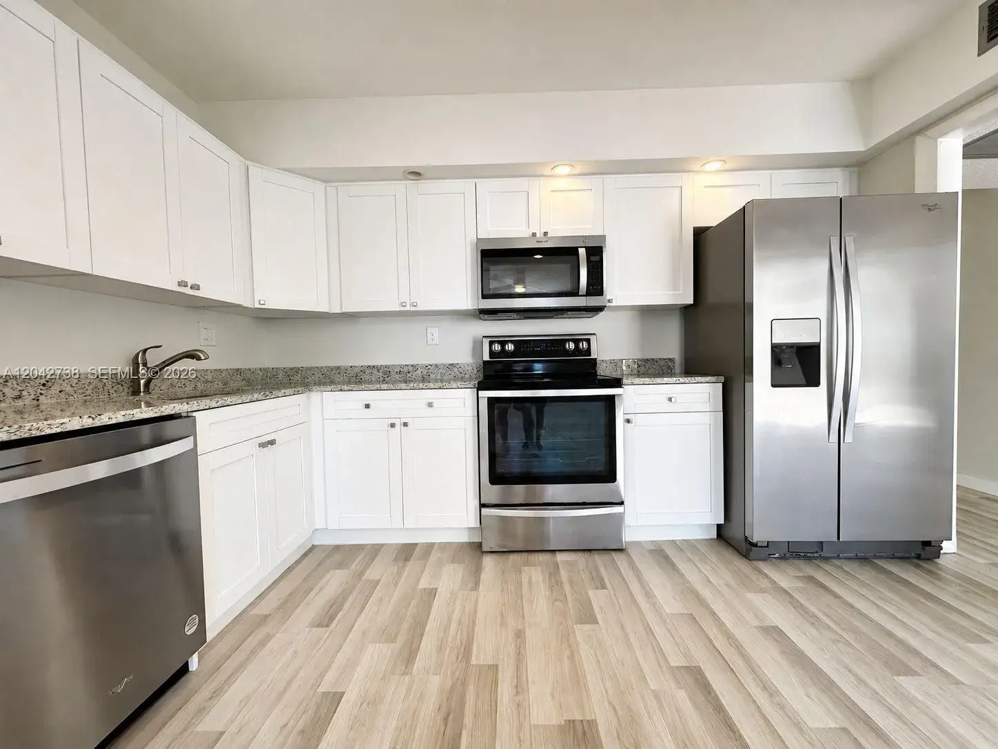 2 bedroom 2 bath for rent at 20200 W Country Club Dr, Aventura FL 33180