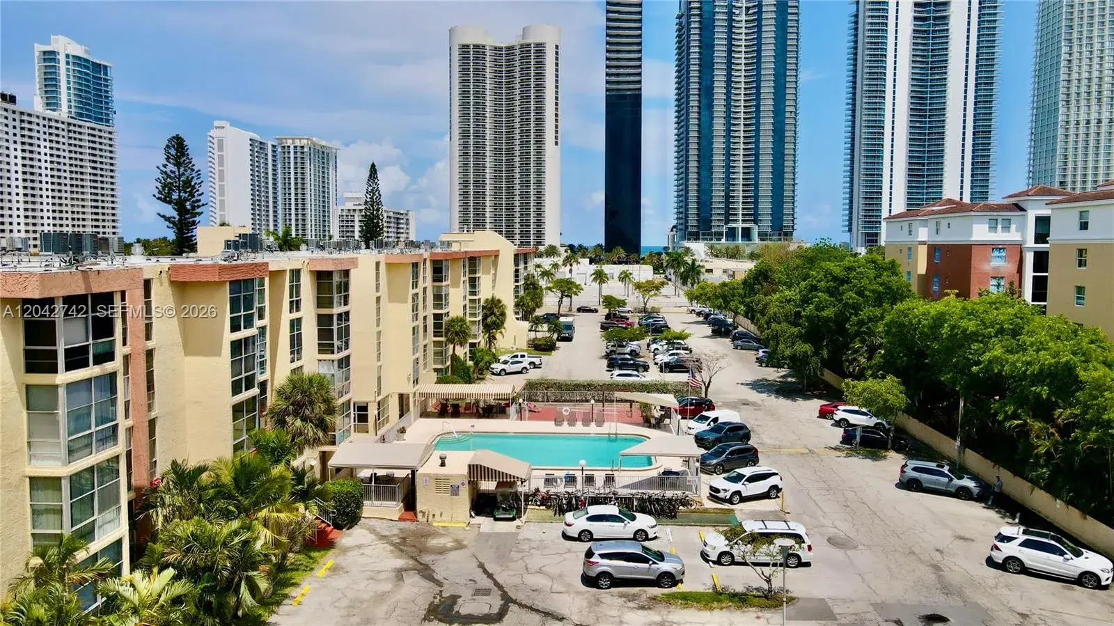 200 172nd St # 114, Sunny Isles Beach FL 33160