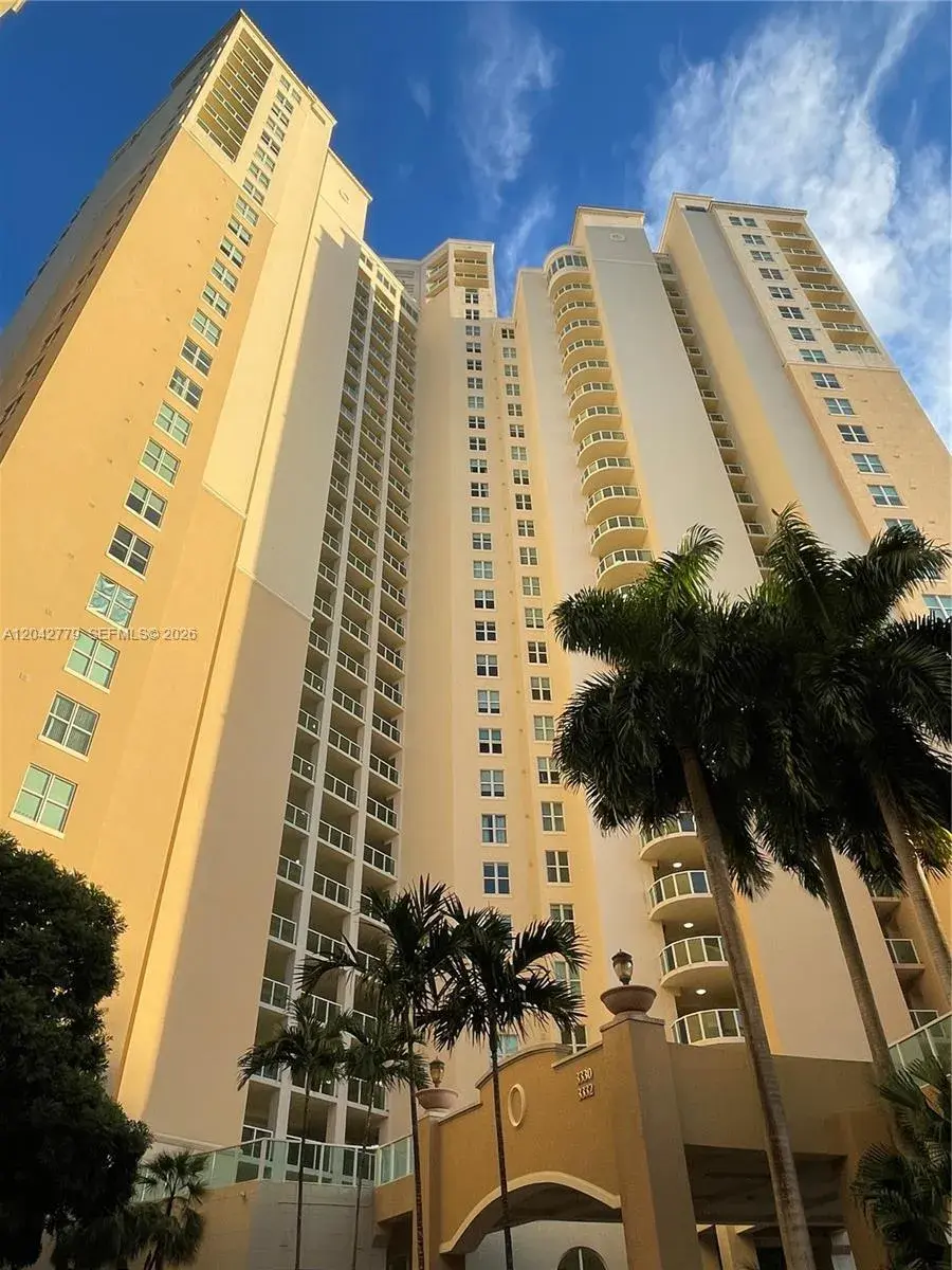 3330 NE 190th St # 1112, Aventura FL 33180