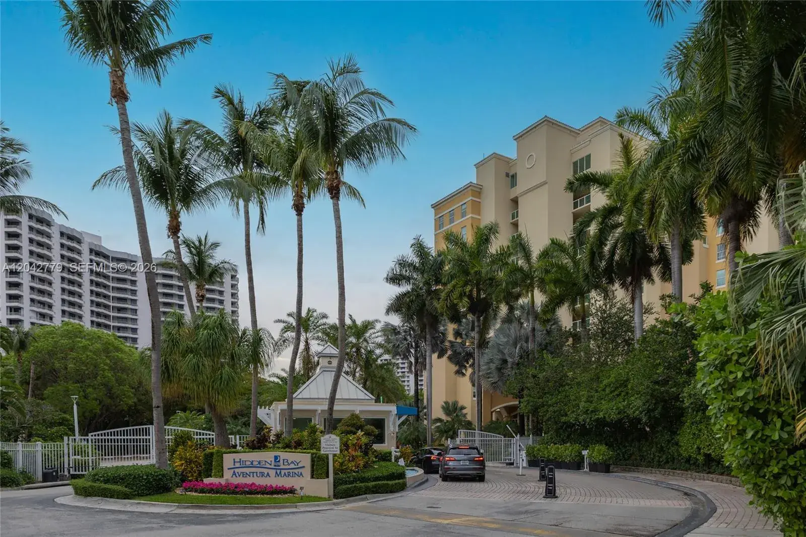 3330 NE 190th St # 1112, Aventura FL 33180