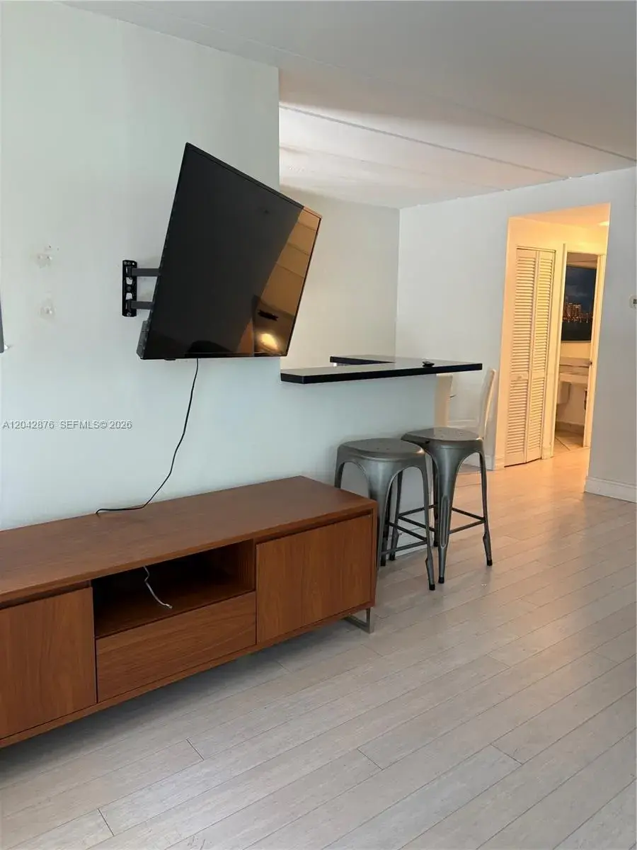 1545 Euclid Ave # 2F, Miami Beach FL 33139