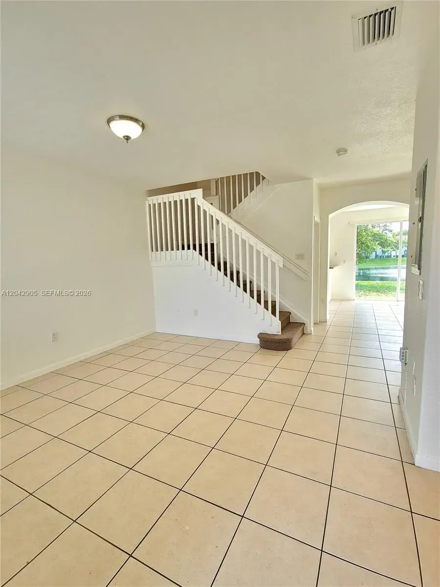 2818 SE 16th Ave # 118, Homestead FL 33035
