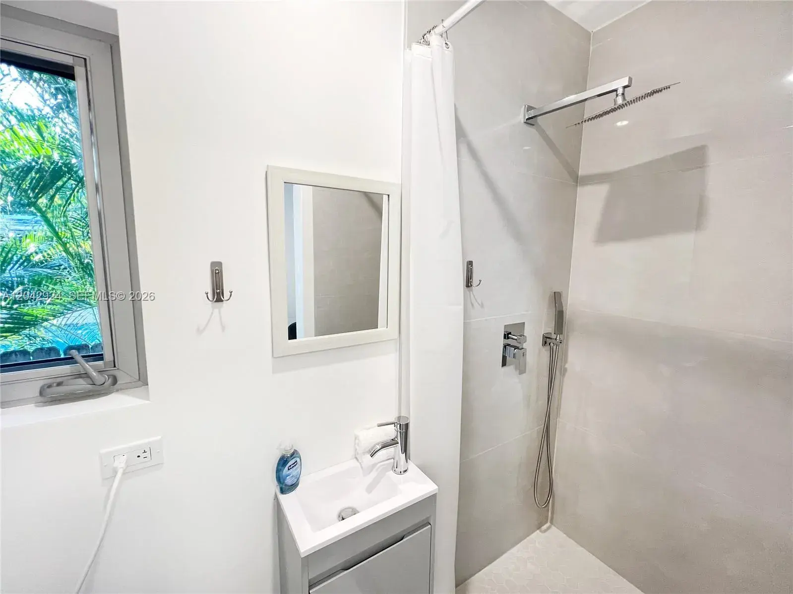 513 SW 18th Ct # 3, Fort Lauderdale FL 33315