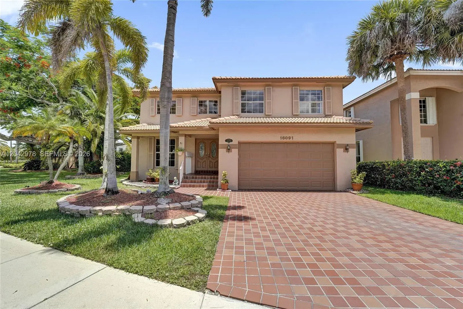 3 bedroom 2 bath for sale at 16091 La Costa Dr, Weston FL 33326