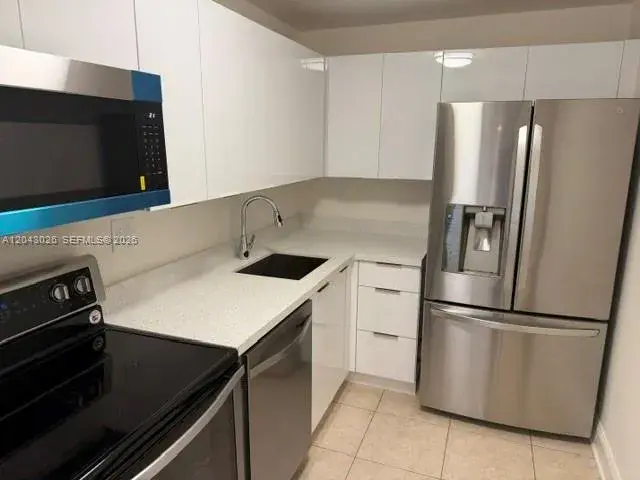 2 bedroom 2 bath Residential for sale at 8405 NW 8th St # 303, Miami FL 33126