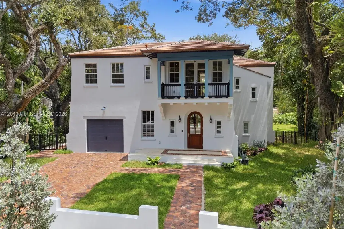 6333 SW 69th St, South Miami FL 33143