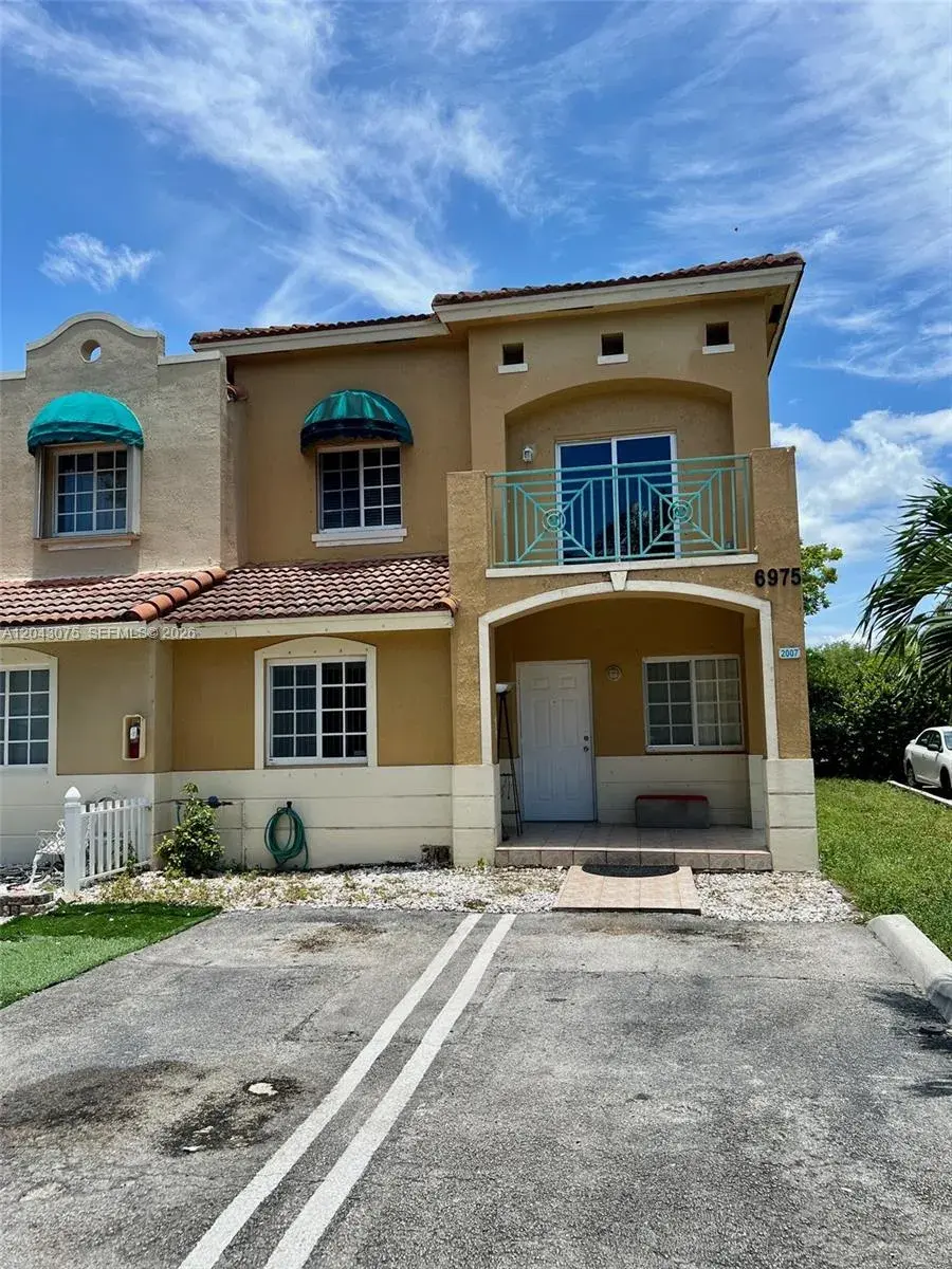 6975 NW 173rd Dr # 2007, Hialeah FL 33015