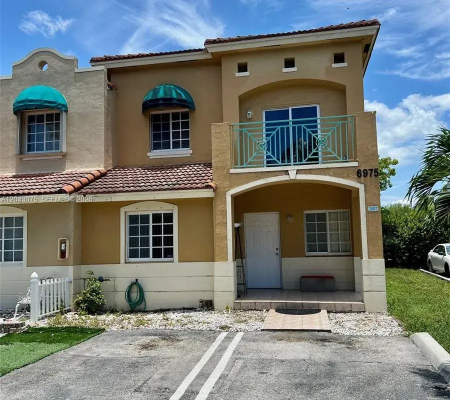 6975 NW 173rd Dr # 2007, Hialeah FL 33015