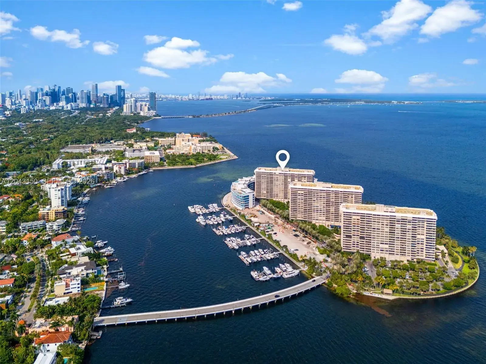 3 bedroom 2 bath for sale at 3 Grove Isle Dr # C1610, Miami FL 33133