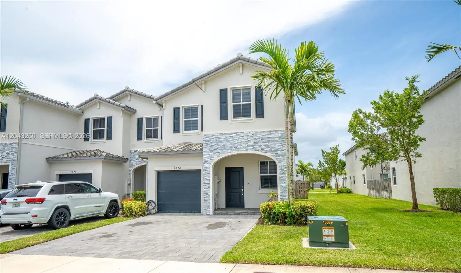 2670 SE 12th St, Homestead FL 33035
