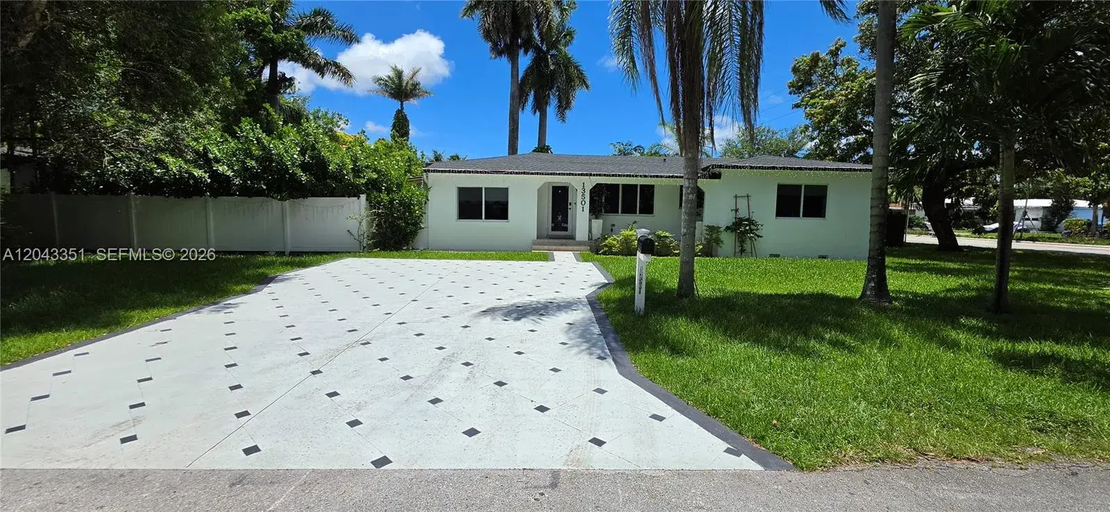 13501 NE Miami Ct, Miami FL 33161