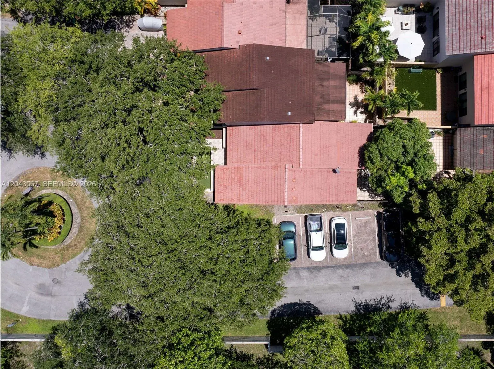 11527 SW 90th St, Miami FL 33176