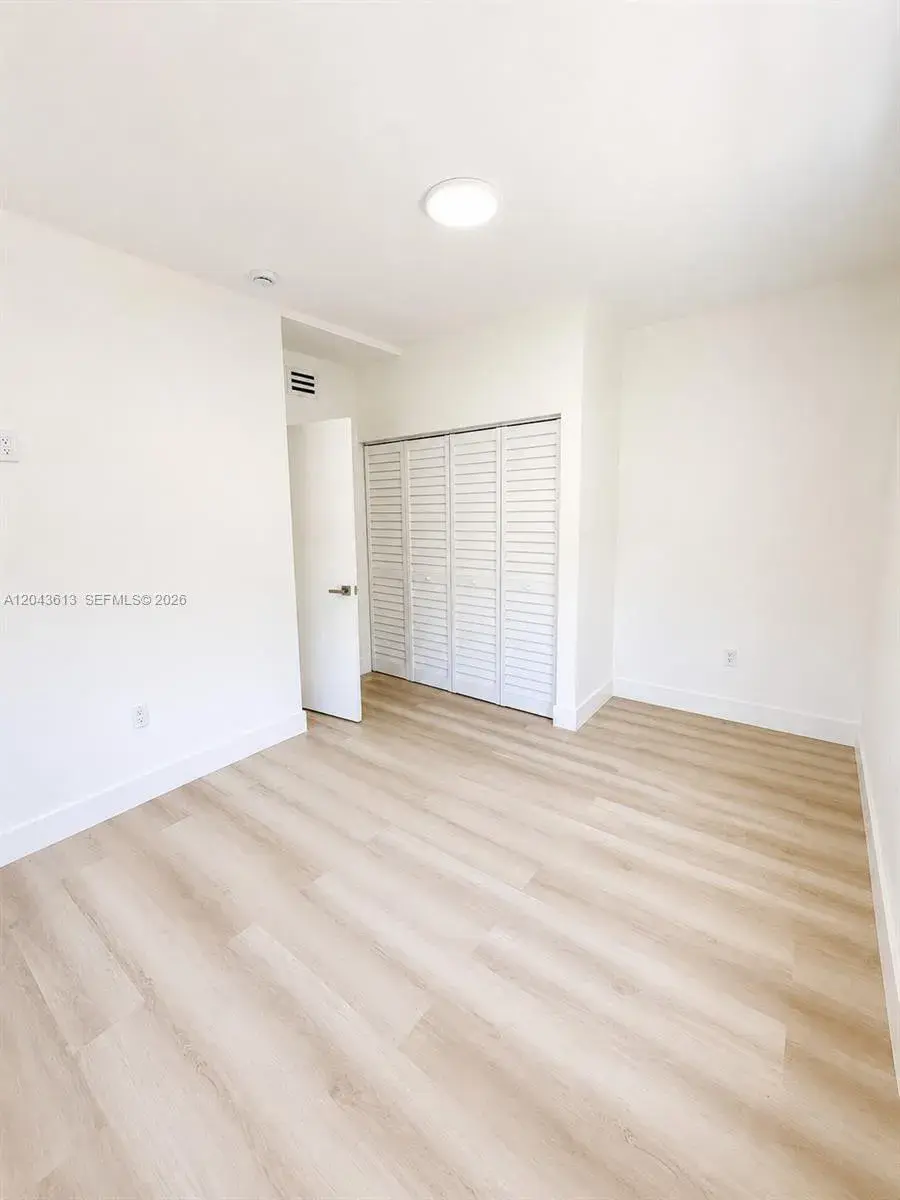 1627 N 28th Ct, Hollywood FL 33020
