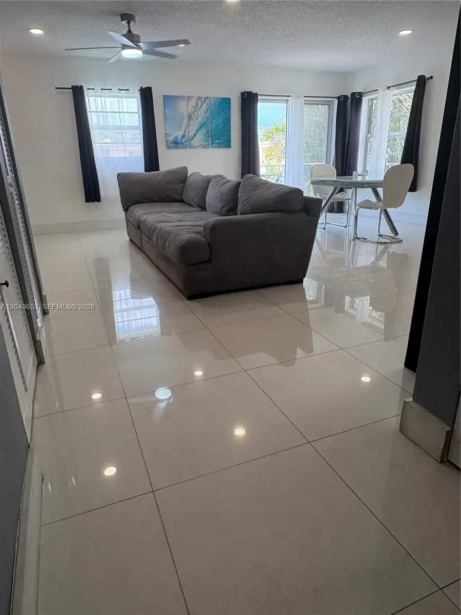 3862 NE 171st St # C, North Miami Beach FL 33160