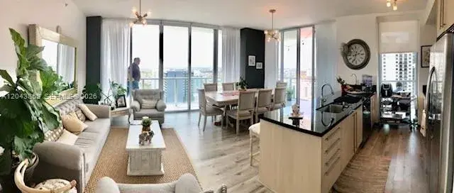 2 bedroom 2 bath Residential for sale at 1111 SW 1st Ave # 3225, Miami FL 33130