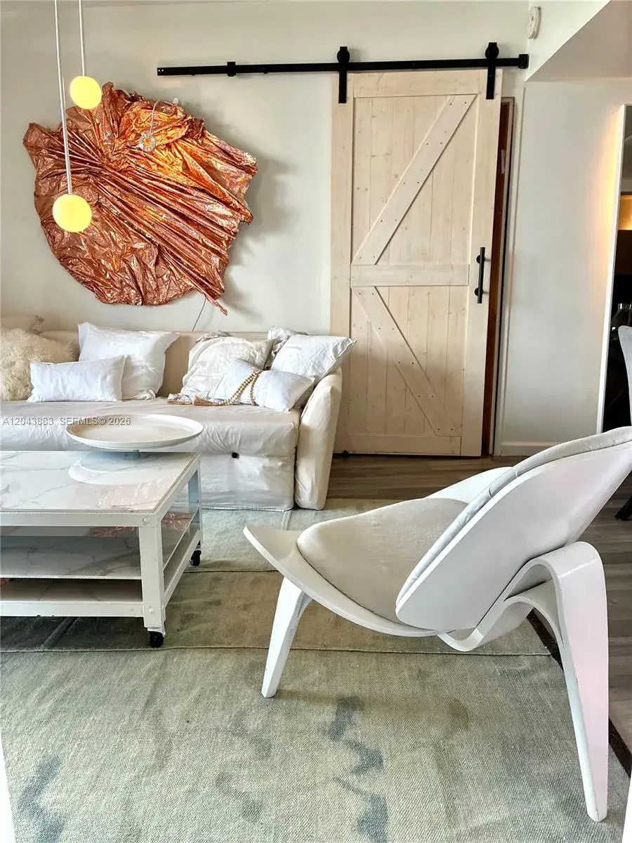 900 Bay Dr # 207, Miami Beach FL 33141