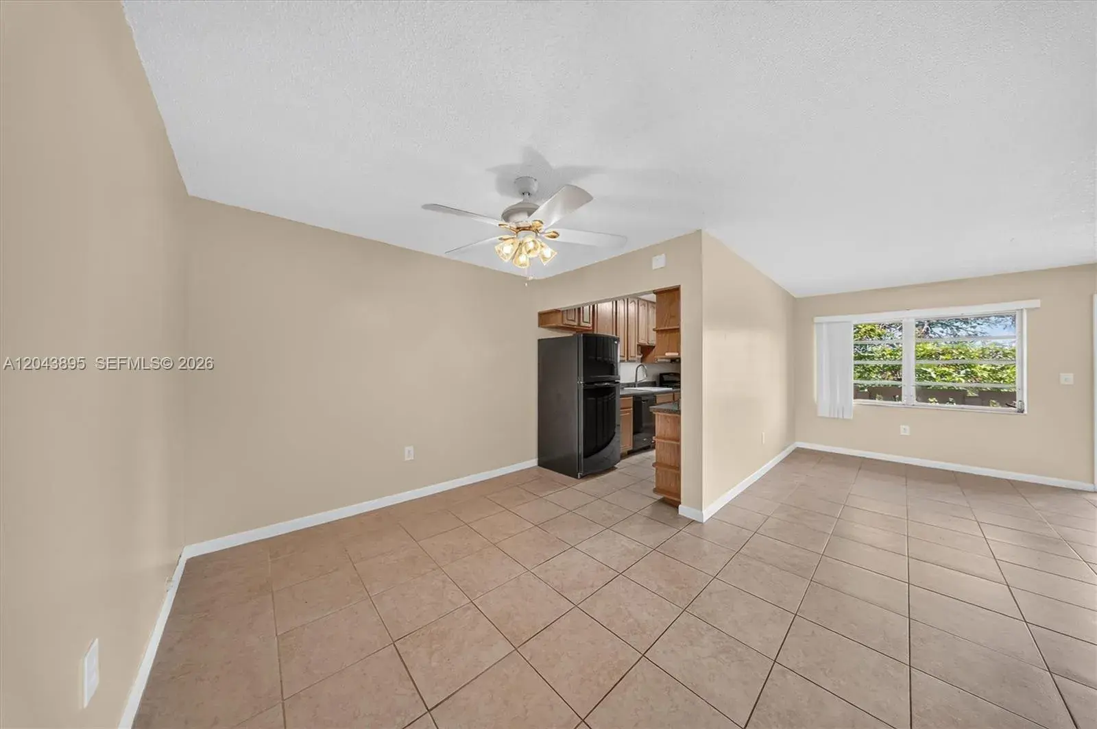 20311 NE 2nd Ave # 21, Miami FL 33179