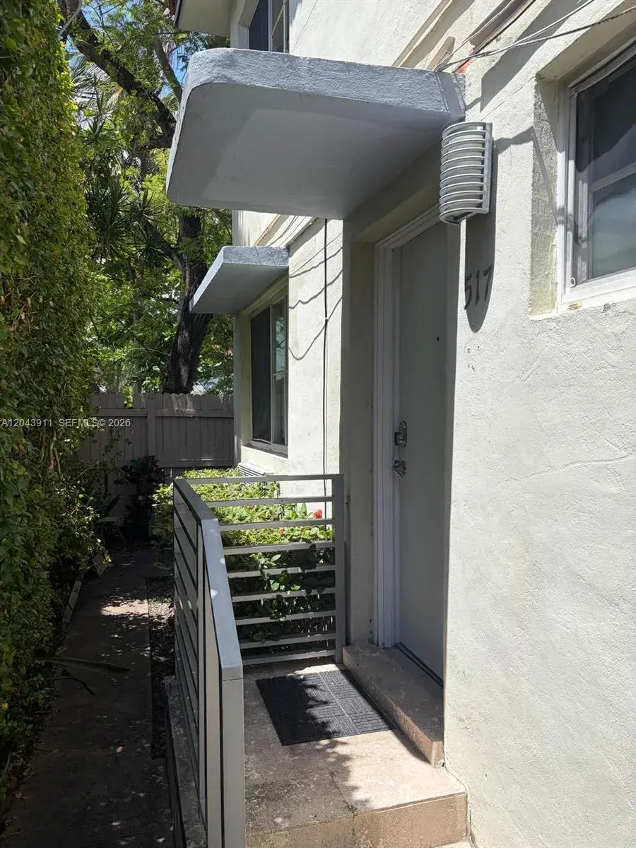 503 75th St # 517, Miami Beach FL 33141
