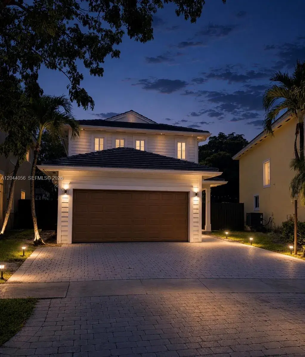 363 NE 35th Ter, Homestead FL 33033