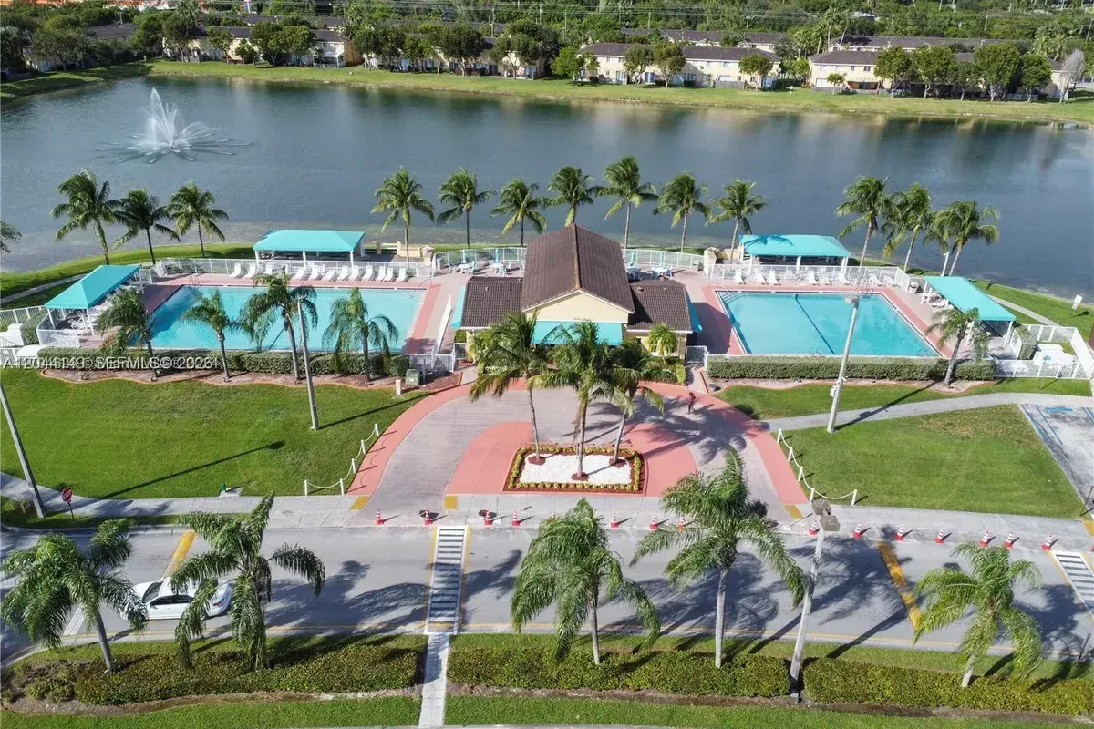 1661 SE 28th St # 202, Homestead FL 33035