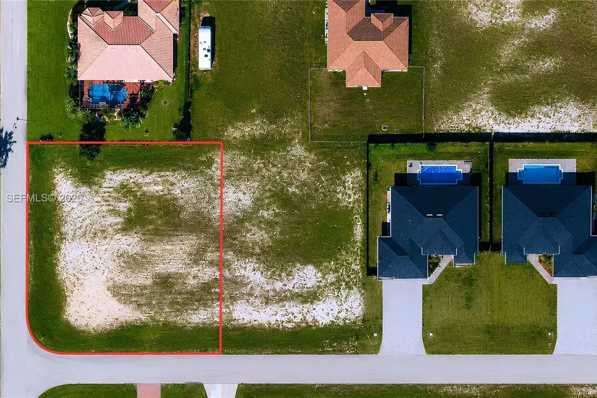2459 NW 22nd Ter, Cape Coral FL 33993